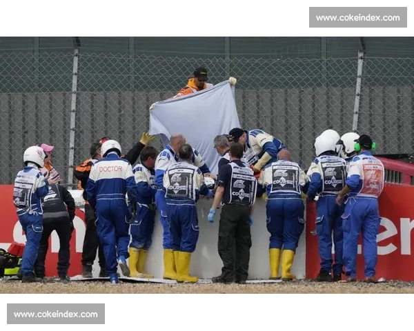 F1正赛惊险瞬间回顾顶级车手事故全解析